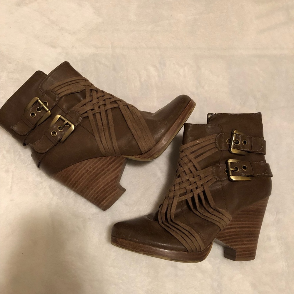 Deena & Ozzy Brown Boots